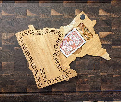 Minnesota State MN Travel Cribbage Board, Storage Inside!, Includes Cards and Pegs!